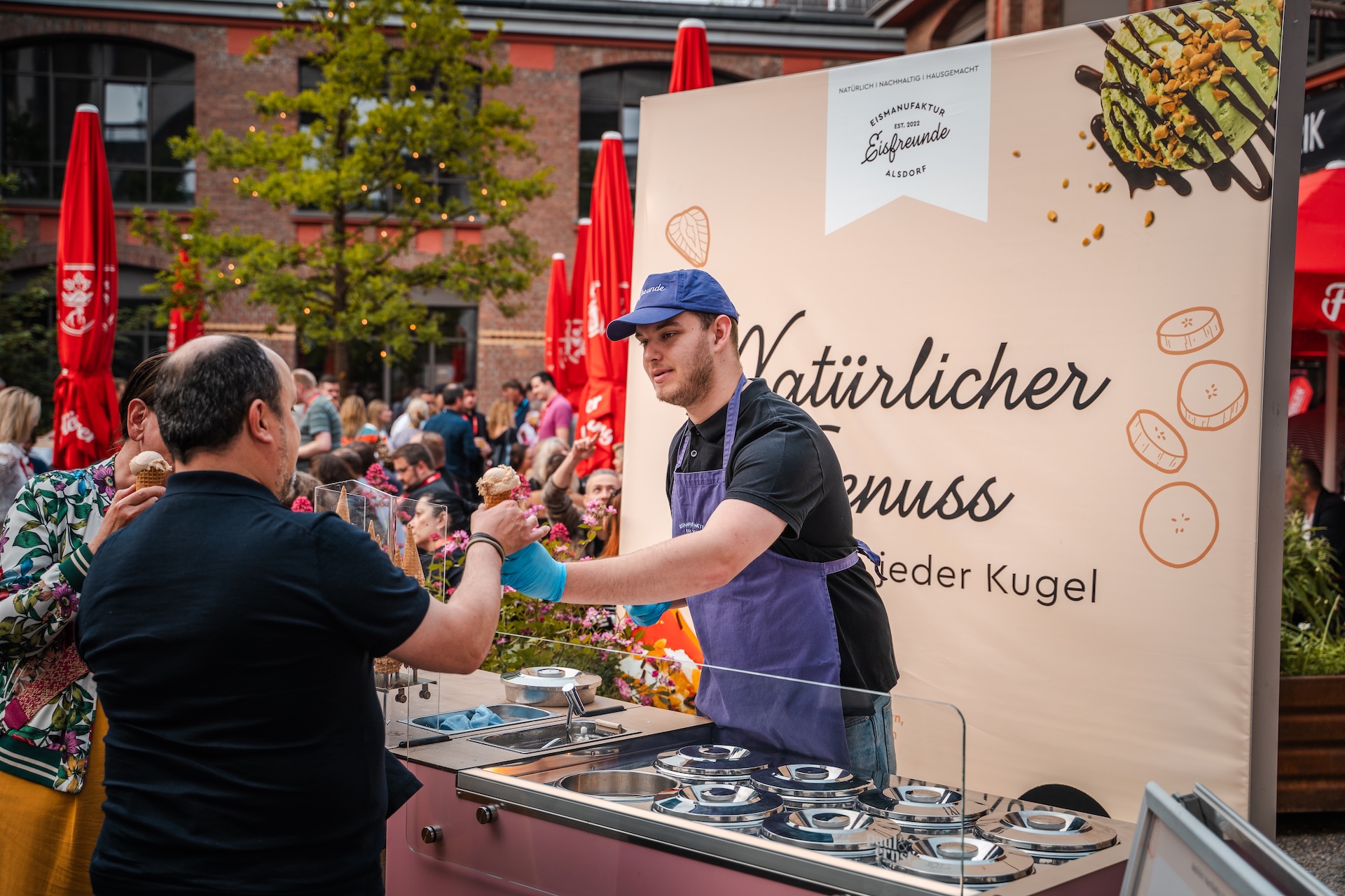Das Eisfahrrad der Eisfreunde Eismanufaktur im Einsatz